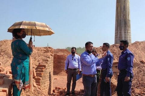 কক্সবাজারে অবৈধ ইটভাটার বিরুদ্ধে অভিযান শুরু