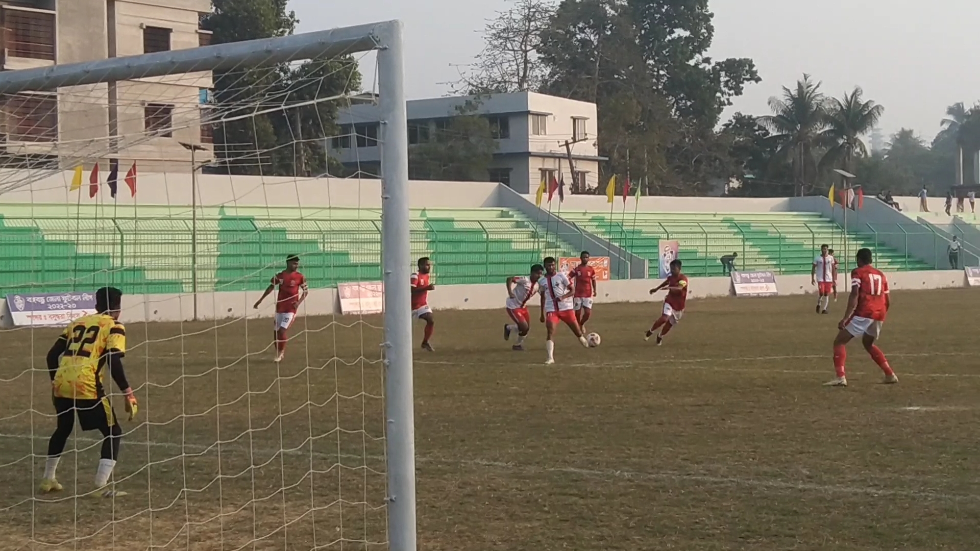 কক্সবাজার জেলা ফুটবল লীগের সুপার সিক্সে পাতানো ম্যাচ : টেকনিক্যাল কমিটির জরিমানা