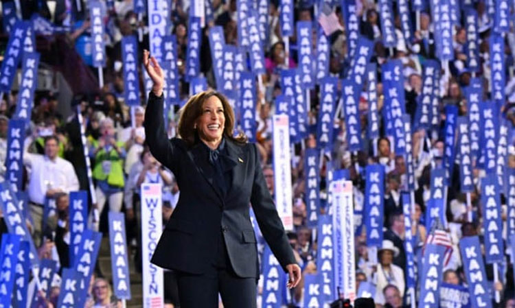 যুক্তরাষ্ট্রের প্রেসিডেন্ট নির্বাচনে আবারও লড়ার ইঙ্গিত কমলা হ্যারিসের