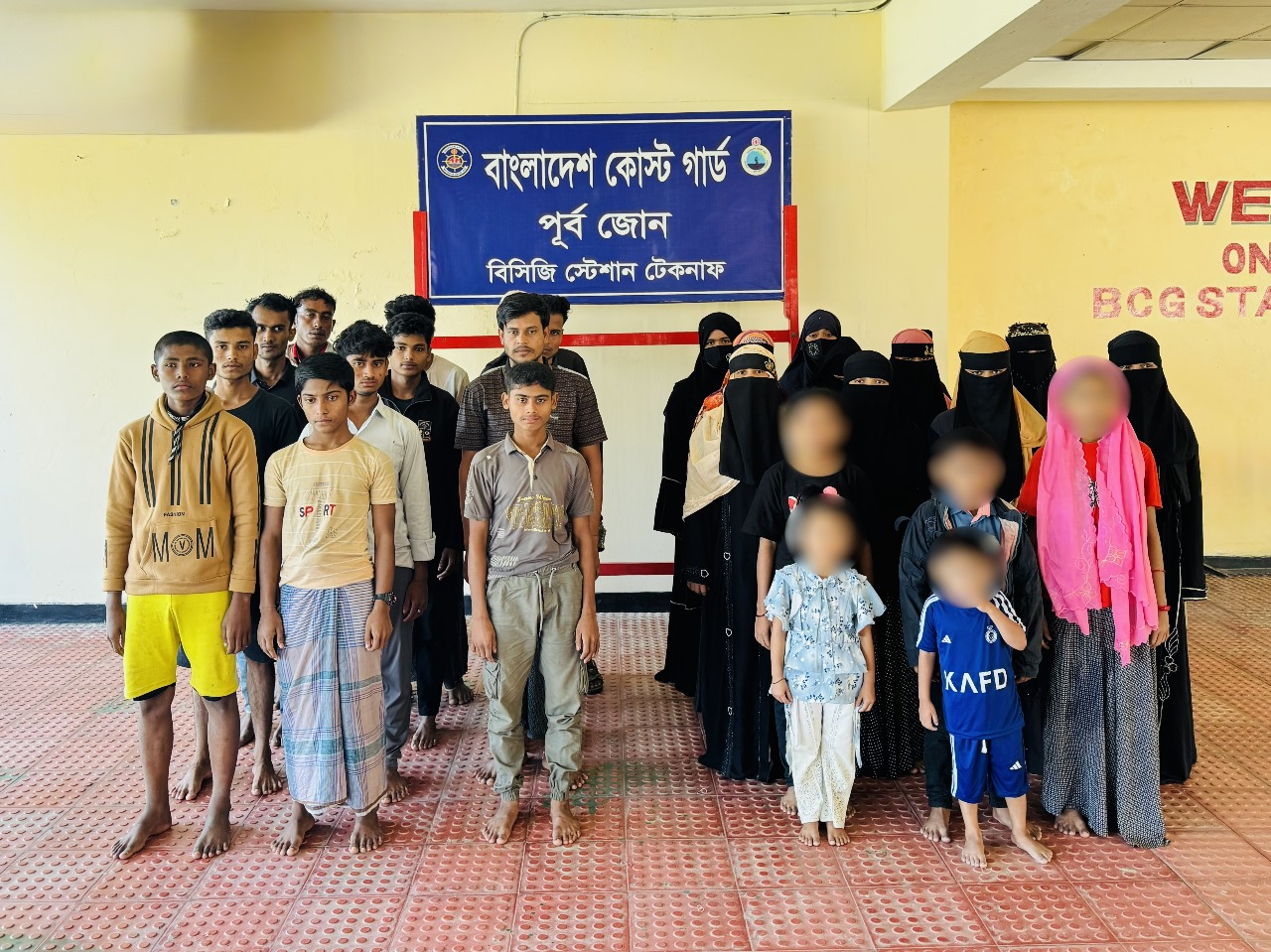 টেকনাফ দিয়ে মালয়েশিয়ায় পাচারকালে নারী ও শিশুসহ ২৮ জন উদ্ধার